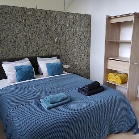Au Simply Apartment ฟรองกอร์ช็องป์ ภายนอก รูปภาพ