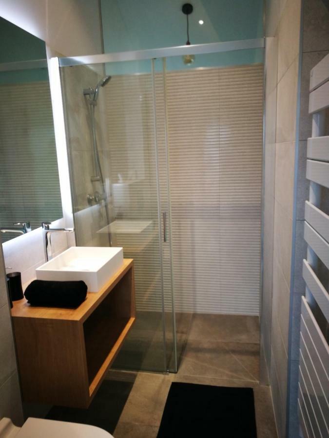 Au Simply Apartment ฟรองกอร์ช็องป์ ภายนอก รูปภาพ